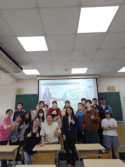 114/04/08 南山人壽企業說明會圖片